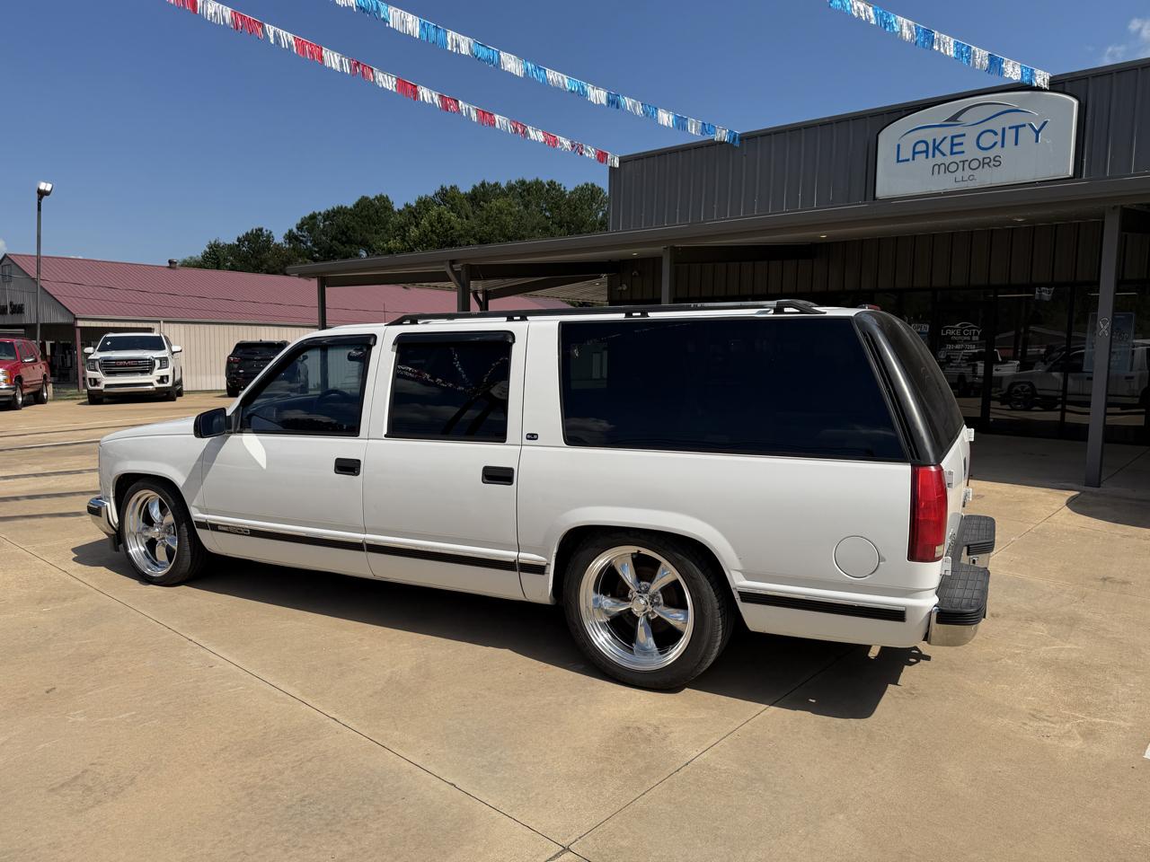 GMC Suburban 1500 2WD 1997