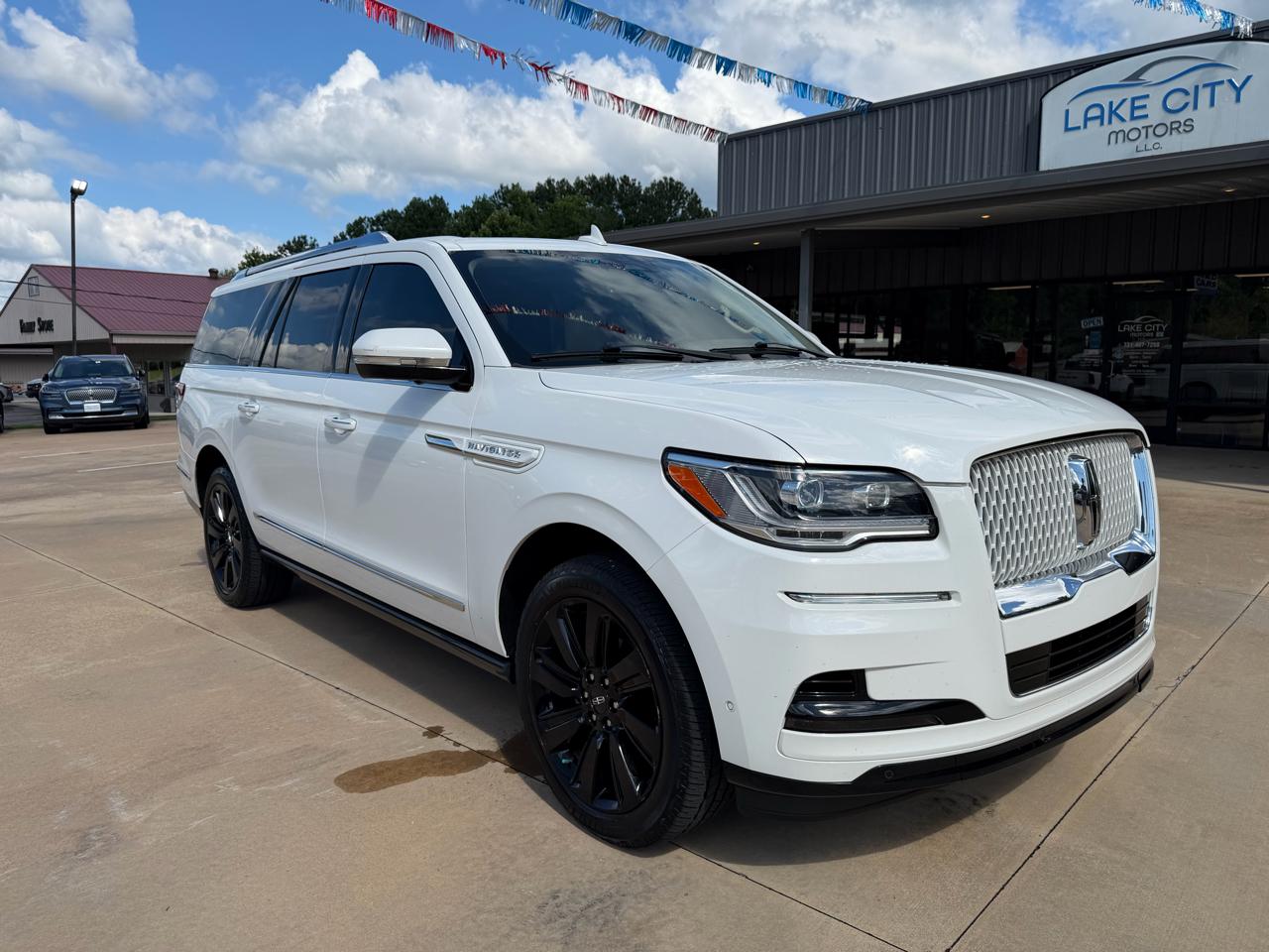 Lincoln Navigator L Reserve 4WD 2022