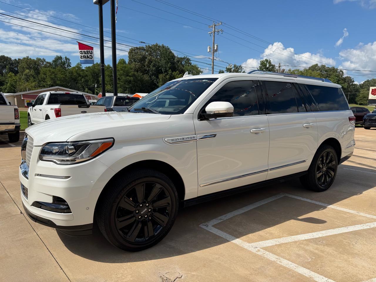 Lincoln Navigator L Reserve 4WD 2022