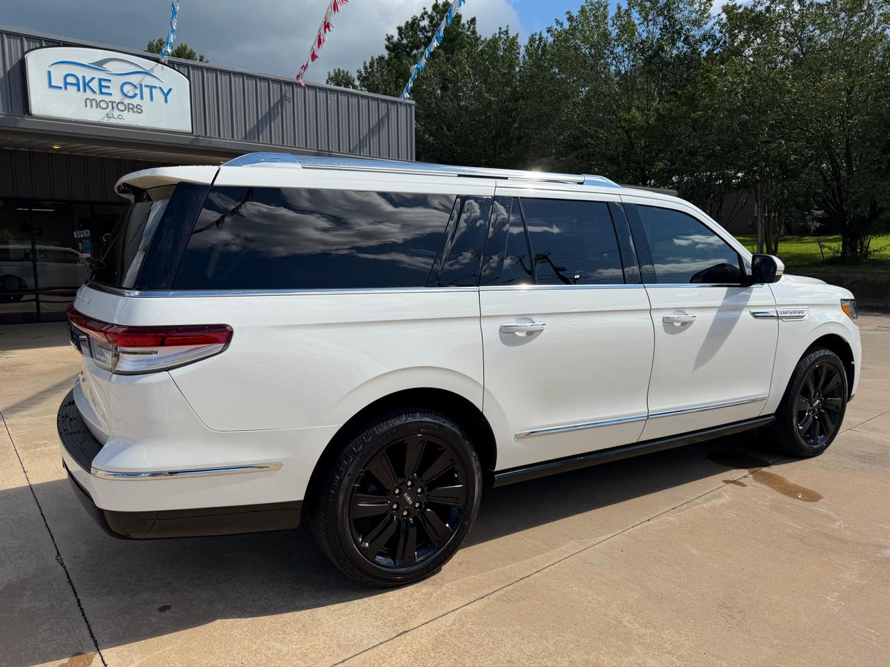 Lincoln Navigator L Reserve 4WD 2022
