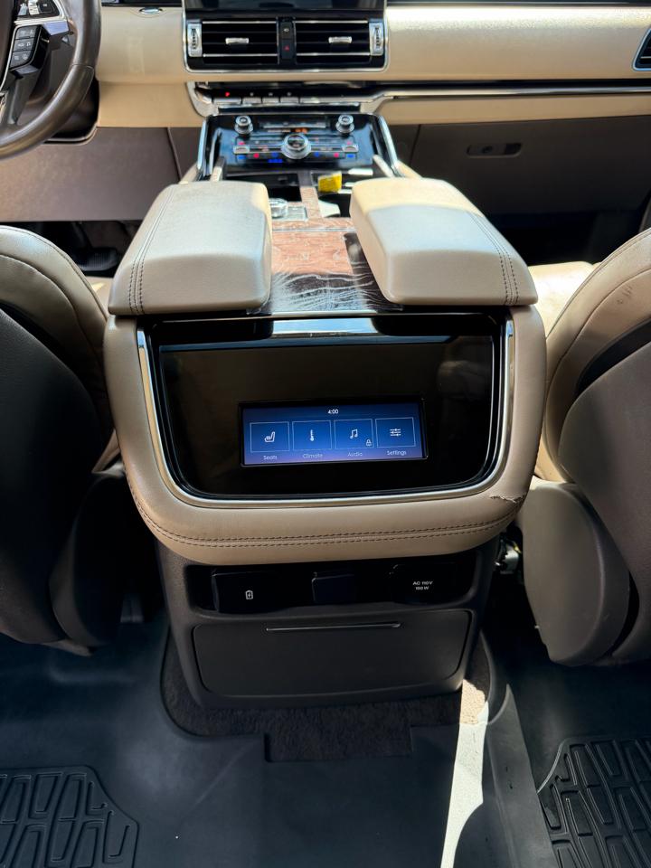 Lincoln Navigator L Reserve 4WD 2022