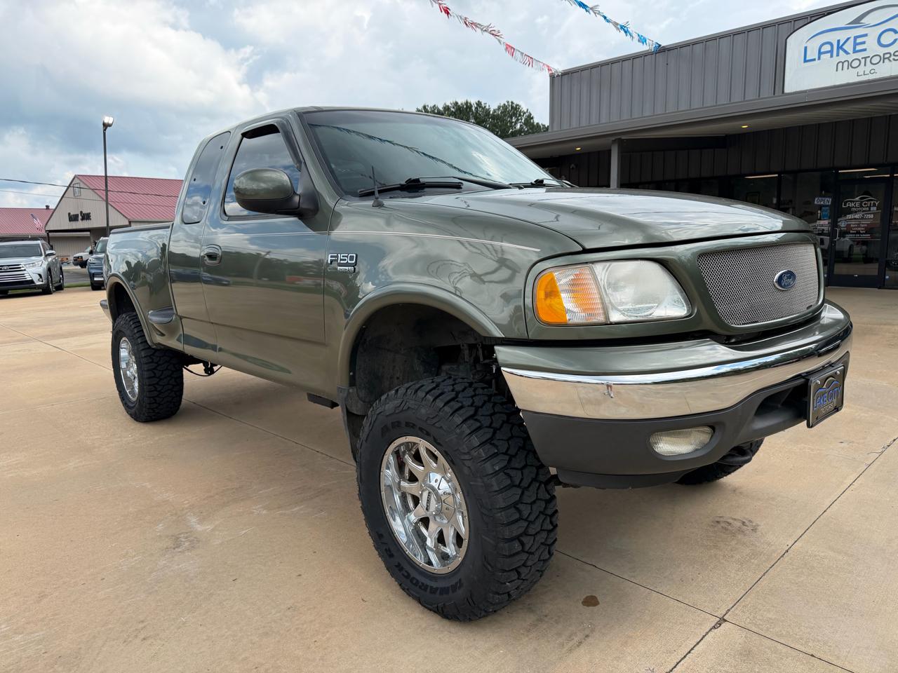 Ford F-150 Supercab Flareside 139" Lariat 2002