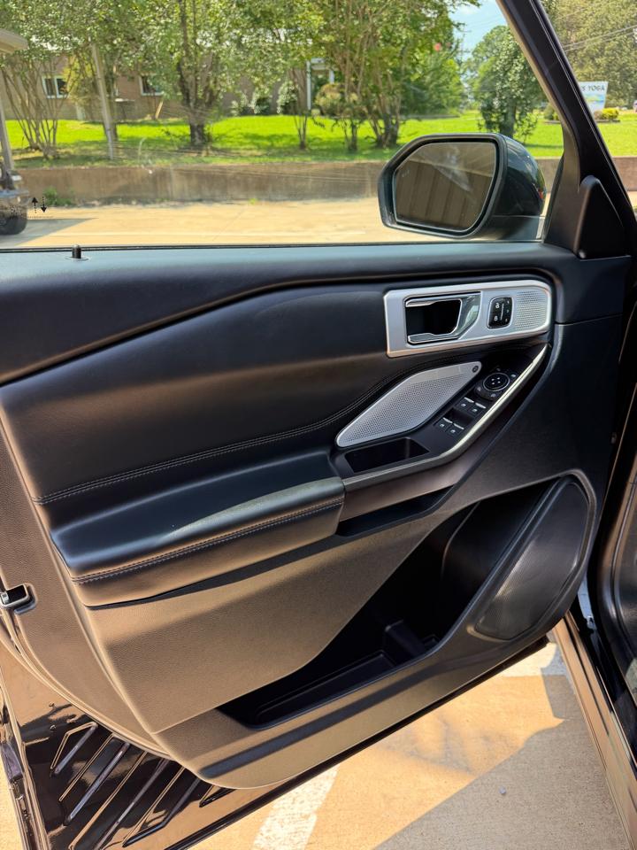 Ford Explorer Platinum AWD 2020