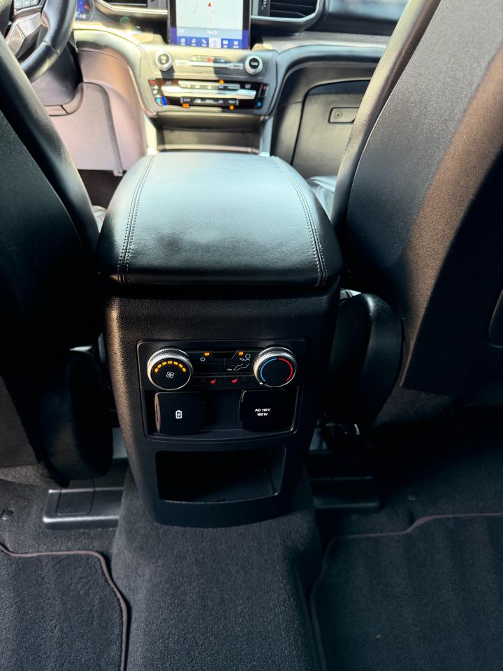 Ford Explorer Platinum AWD 2020