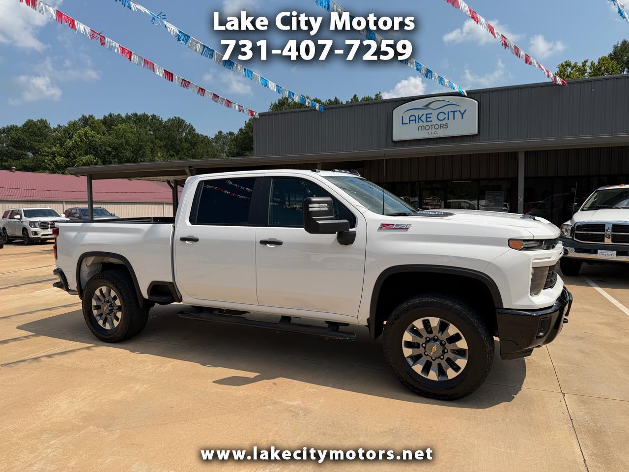 2024 Chevrolet Silverado 2500HD Custom Crew Cab Short Box 4WD