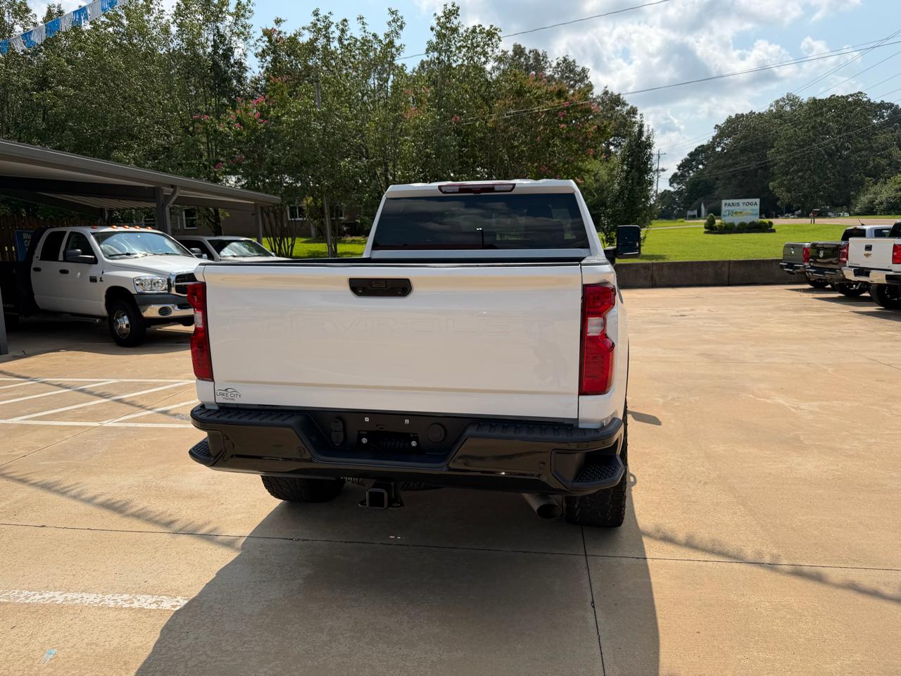 Chevrolet Silverado 2500HD Custom Crew Cab Short Box 4WD 2024