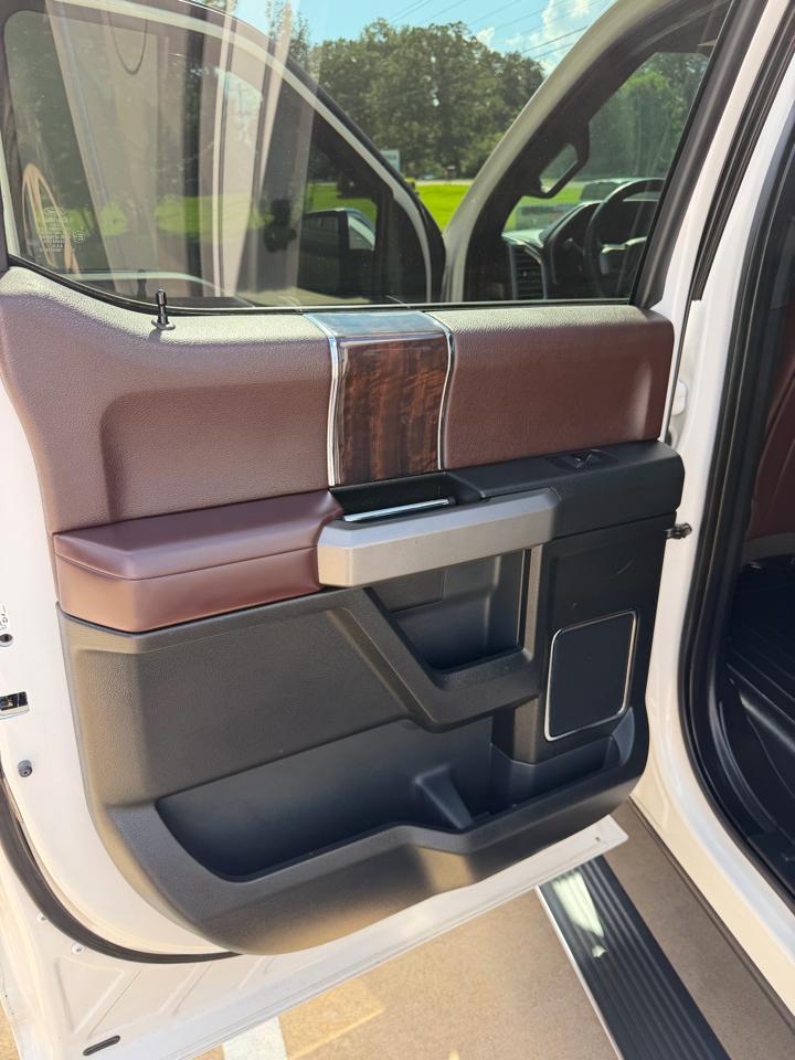 Ford F-150 Platinum SuperCrew 6.5-ft. Bed 4WD 2015