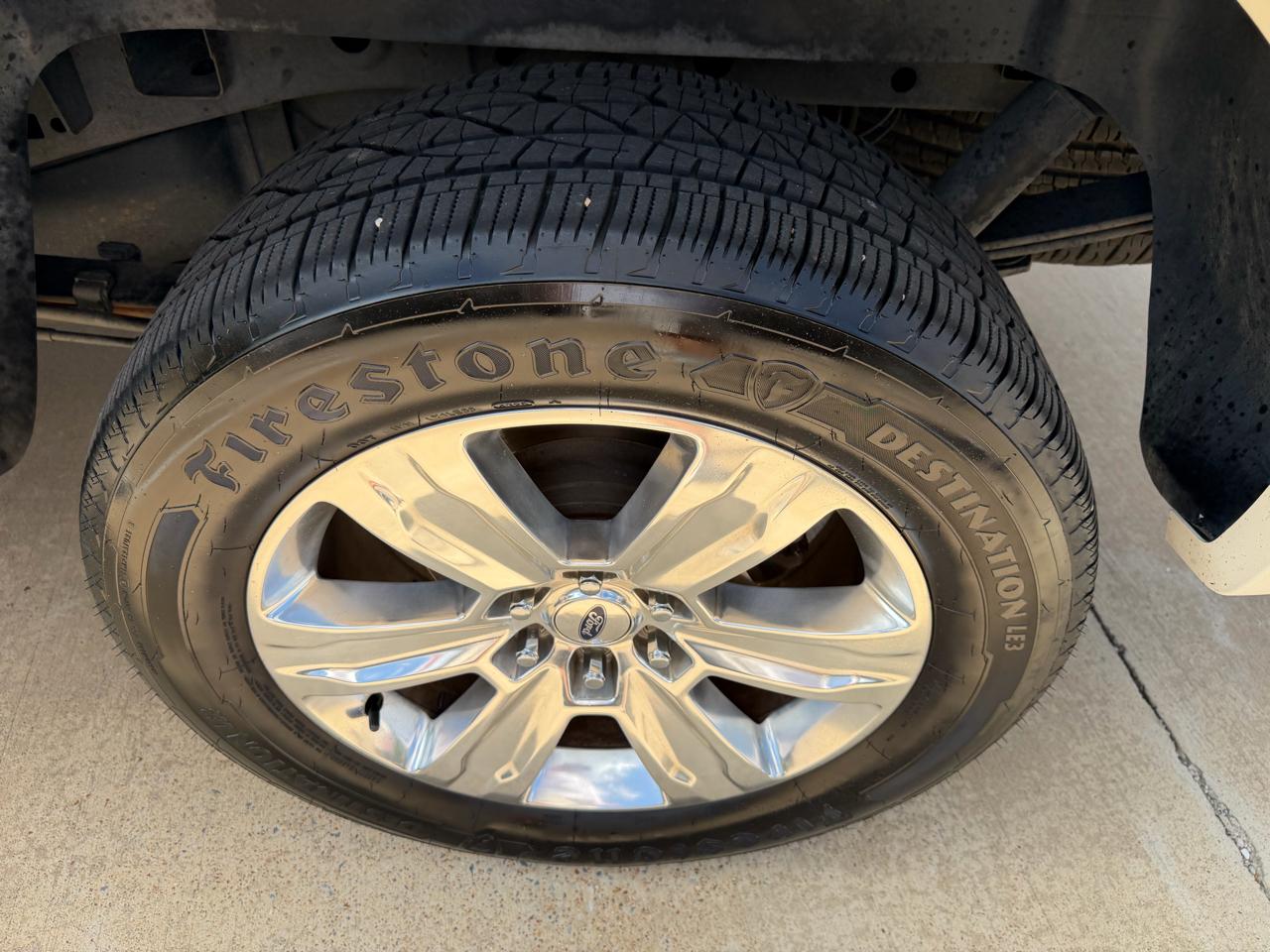 Ford F-150 Platinum SuperCrew 6.5-ft. Bed 4WD 2015