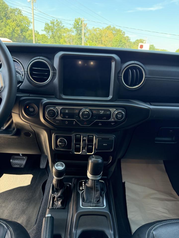 Jeep Gladiator Overland 2023