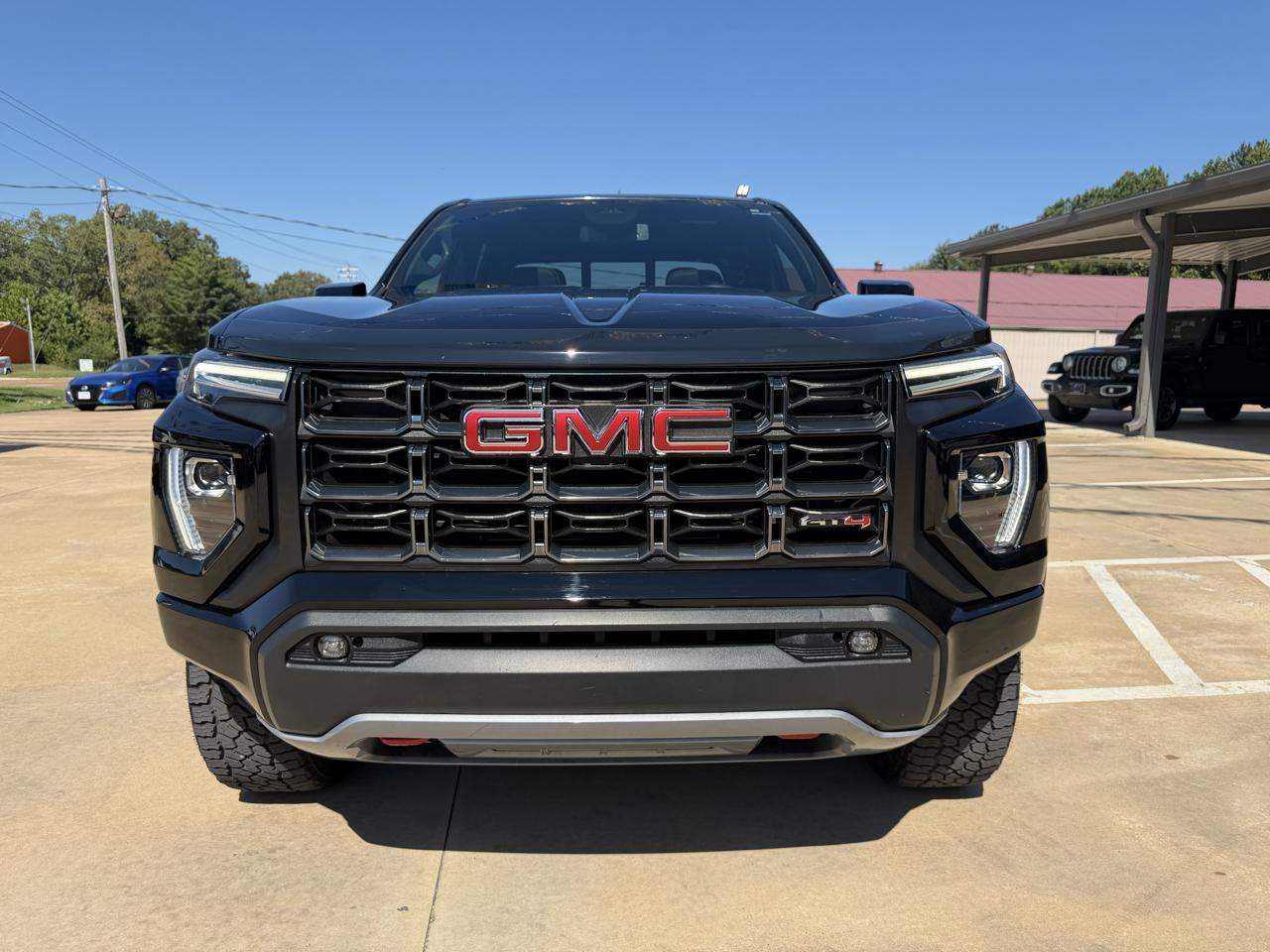 GMC Canyon AT4 Crew Cab 4WD 2023