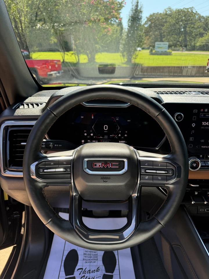 GMC Canyon AT4 Crew Cab 4WD 2023