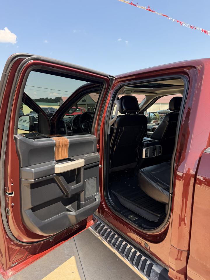 Ford F-150 Lariat SuperCrew 5.5-ft. Bed 4WD 2016