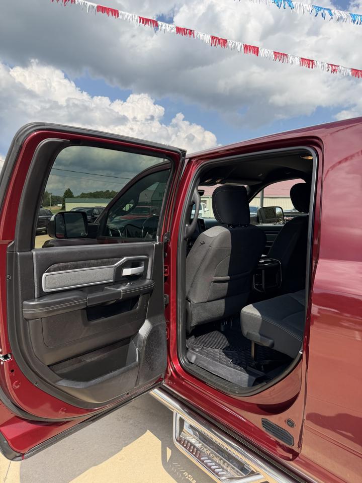 RAM 2500 Big Horn 4x4 Mega Cab 6'4" Box 2019