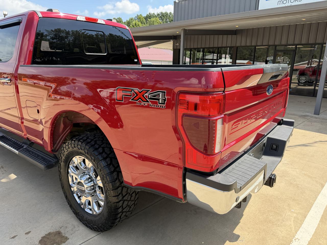 Ford F-350 SD Lariat Crew Cab SWB 4WD 2022
