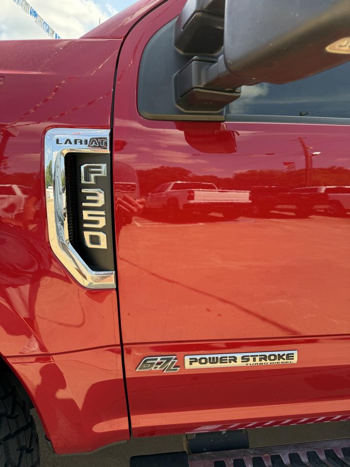Ford F-350 SD Lariat Crew Cab SWB 4WD 2022