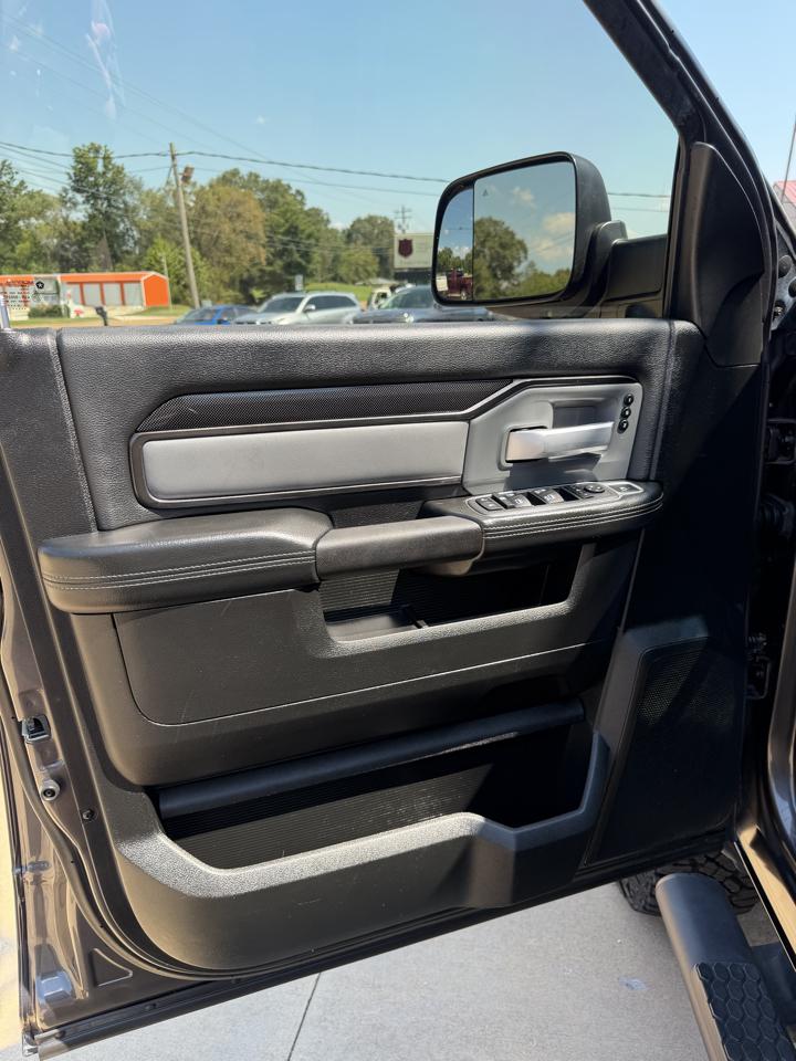 RAM 2500 Power Wagon Crew Cab SWB 4WD 2022