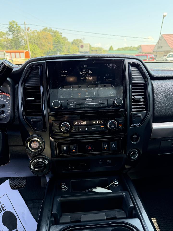 Nissan Titan PRO-4X Crew Cab 4WD 2021