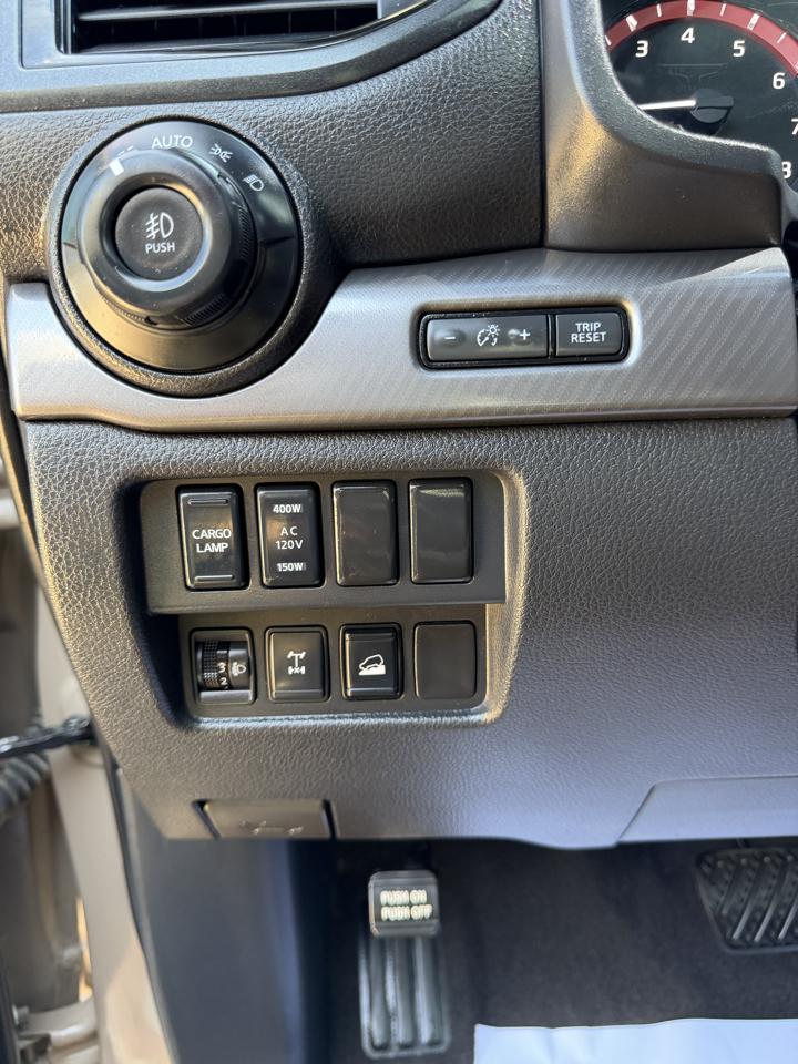 Nissan Titan PRO-4X Crew Cab 4WD 2021