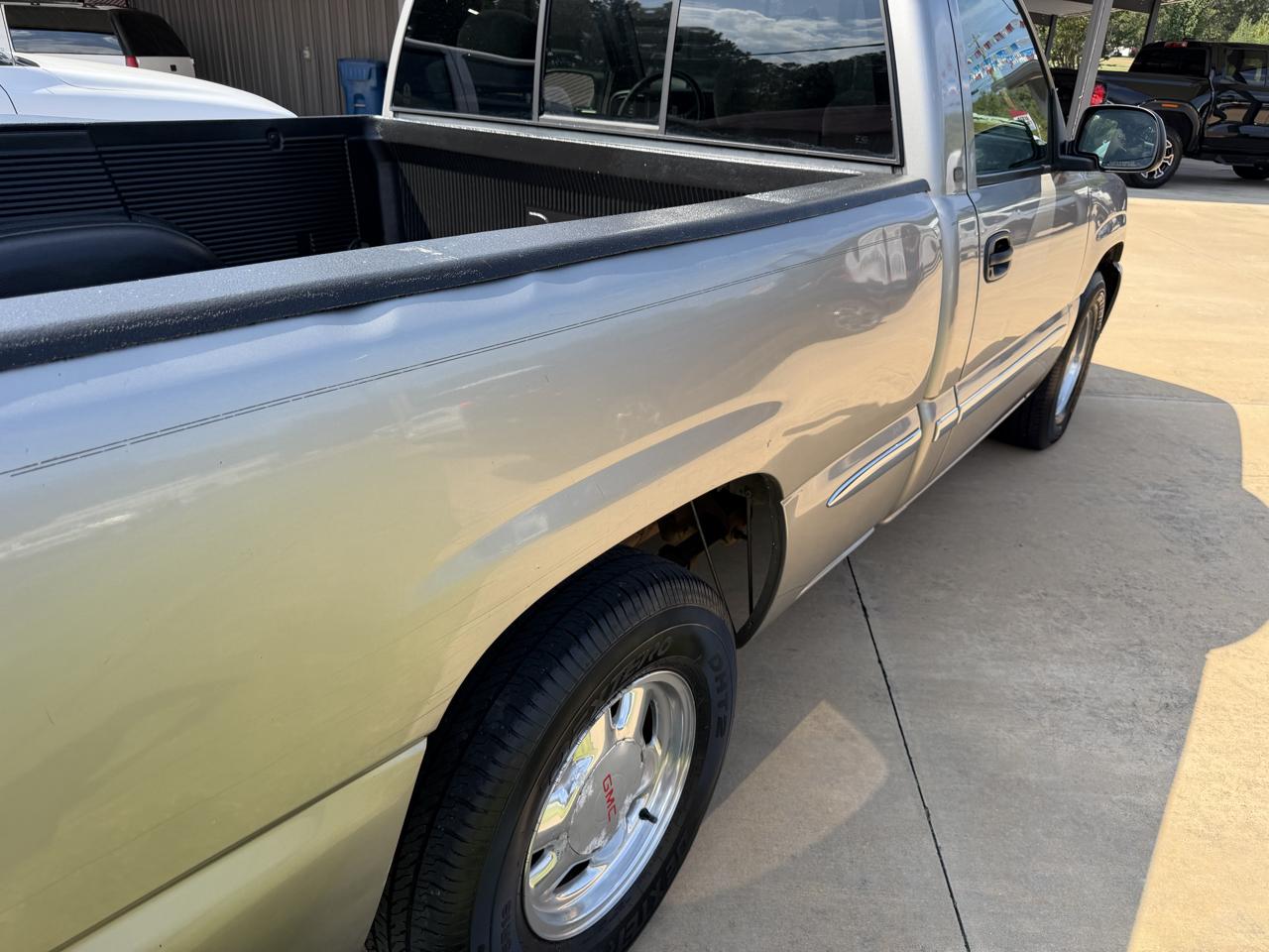 GMC Sierra 1500 2WD Reg Cab 119.0" SLE 1999