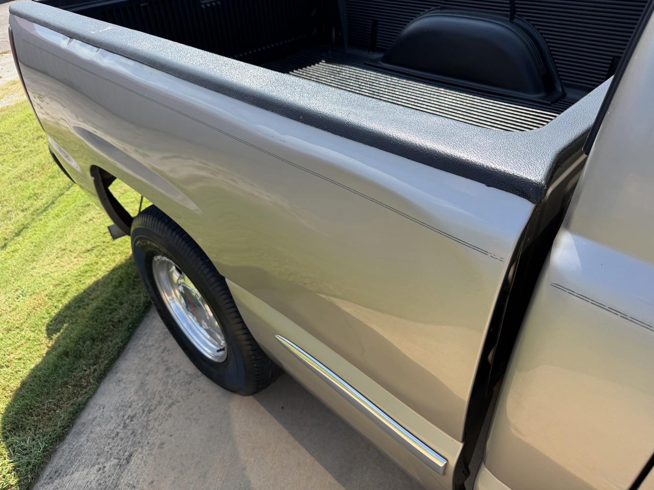 GMC Sierra 1500 2WD Reg Cab 119.0" SLE 1999