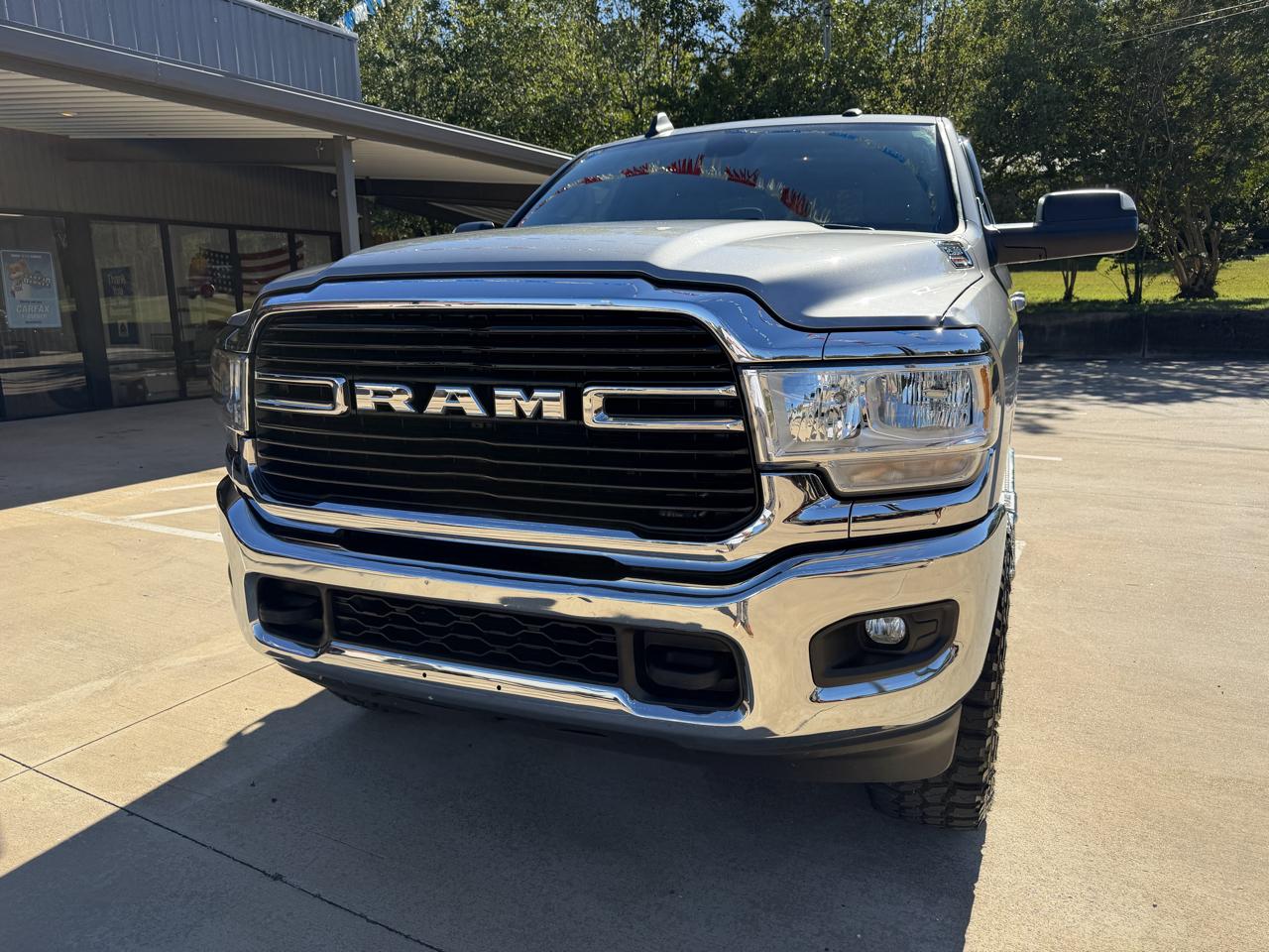 RAM 2500 Tradesman Crew Cab SWB 4WD 2021