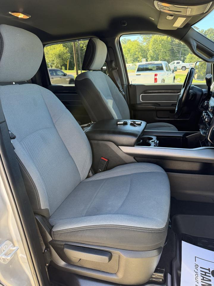 RAM 2500 Tradesman Crew Cab SWB 4WD 2021