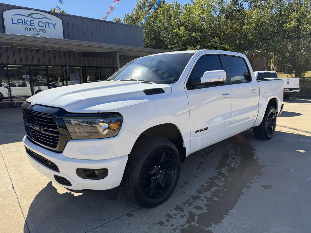 RAM 1500 Big Horn Crew Cab SWB 4WD 2020