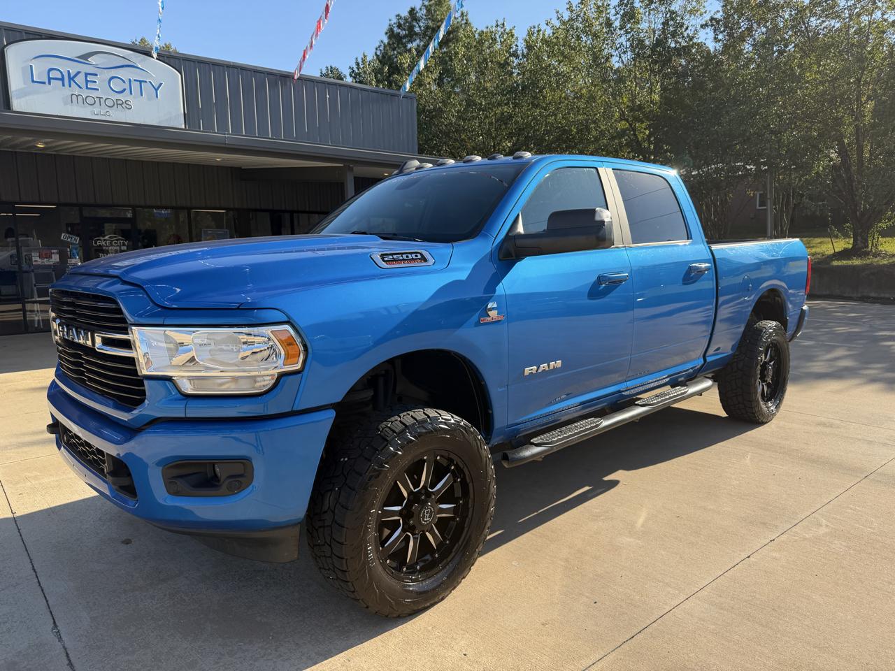 RAM 2500 Tradesman Crew Cab SWB 4WD 2021