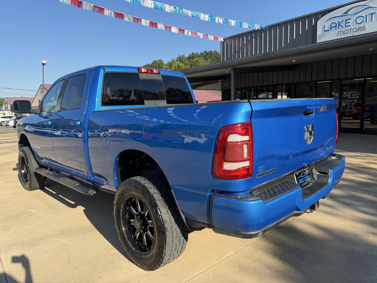 RAM 2500 Tradesman Crew Cab SWB 4WD 2021