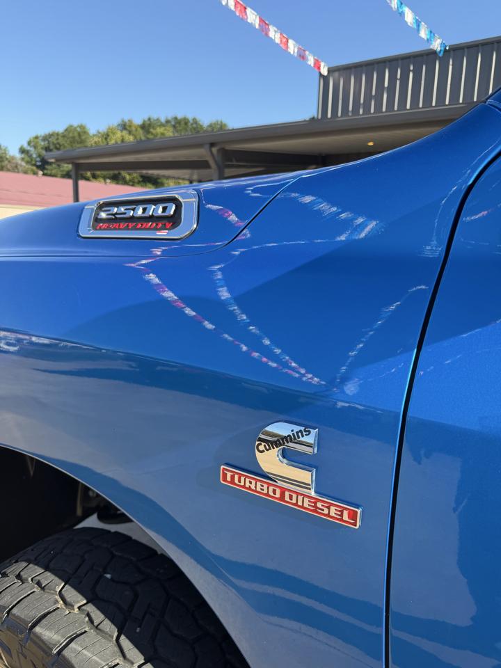 RAM 2500 Tradesman Crew Cab SWB 4WD 2021