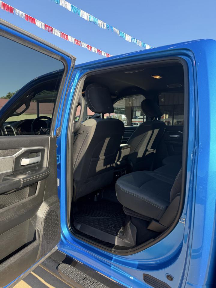RAM 2500 Tradesman Crew Cab SWB 4WD 2021