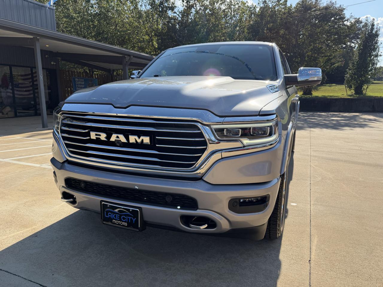 RAM 1500 Limited Longhorn 4x4 Crew Cab 5'7" Box 2022