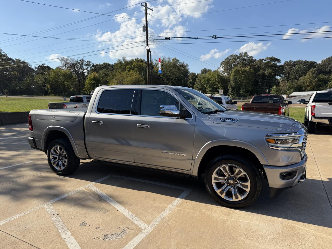 RAM 1500 Limited Longhorn 4x4 Crew Cab 5'7" Box 2022
