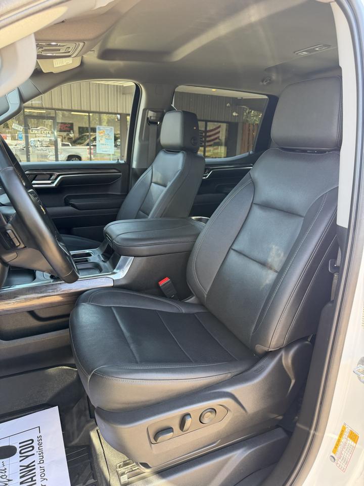 Chevrolet Silverado 1500 LTZ Crew Cab 4WD 2023