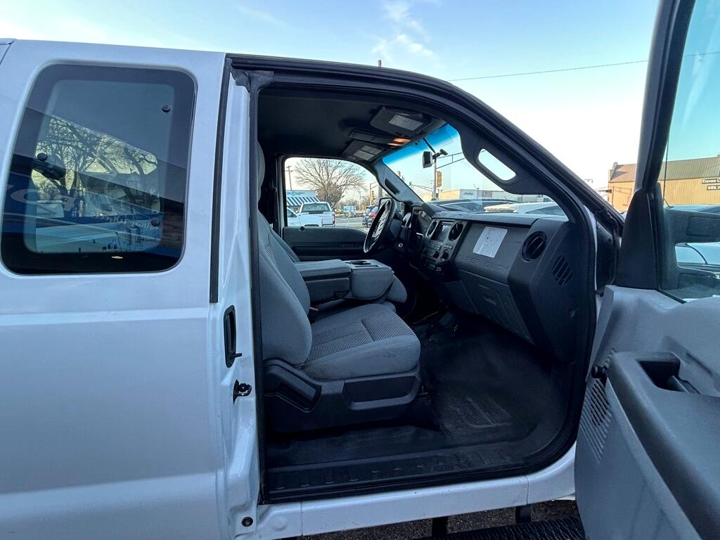 Ford F-250 SD XL SuperCab 4WD 2015