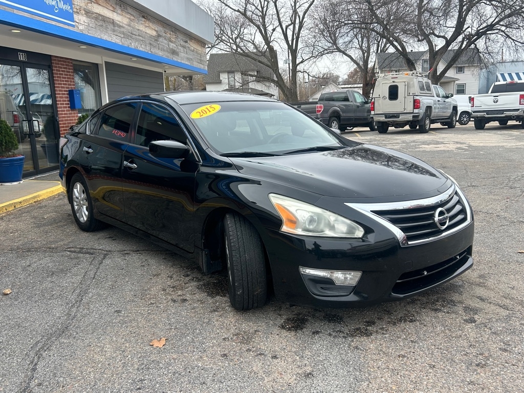 Nissan Altima 2.5 S 2015