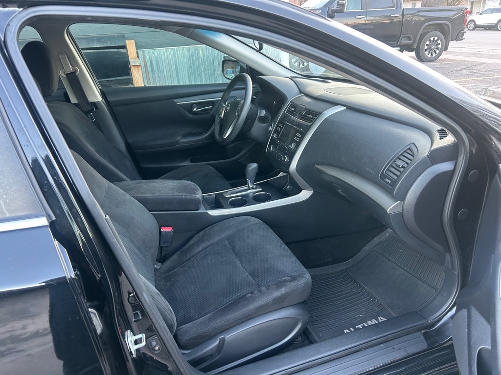 Nissan Altima 2.5 S 2015