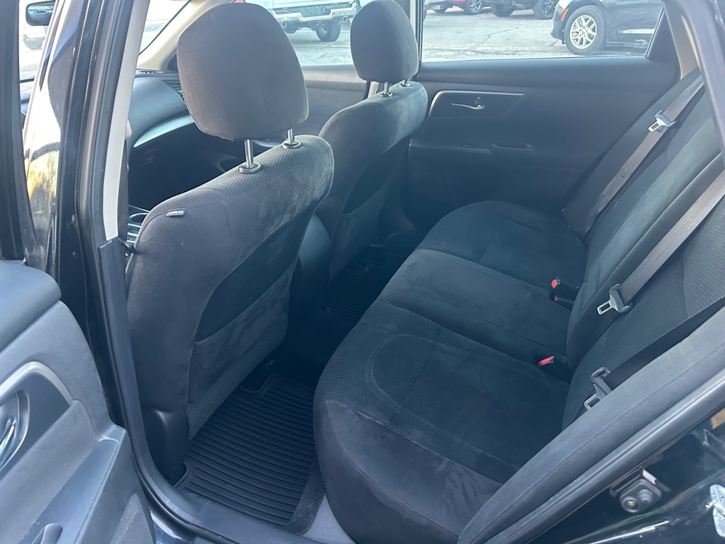 Nissan Altima 2.5 S 2015