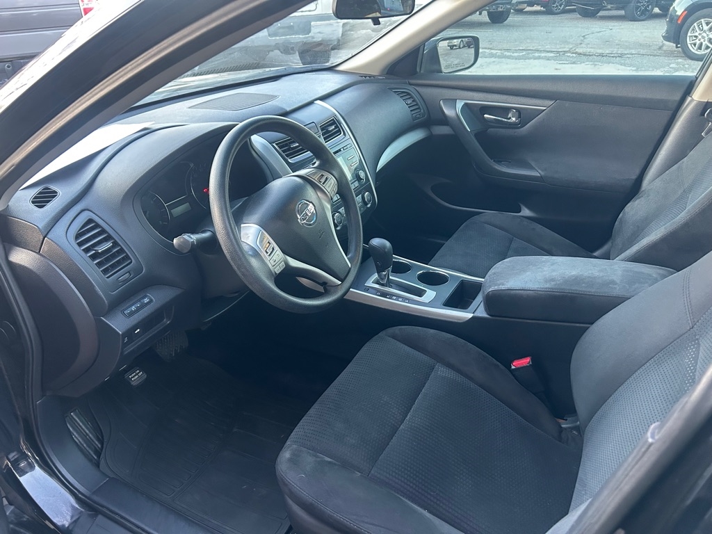 Nissan Altima 2.5 S 2015