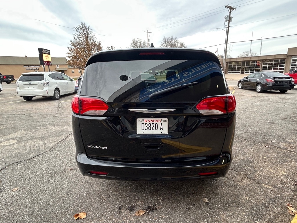Chrysler Voyager LX 2022