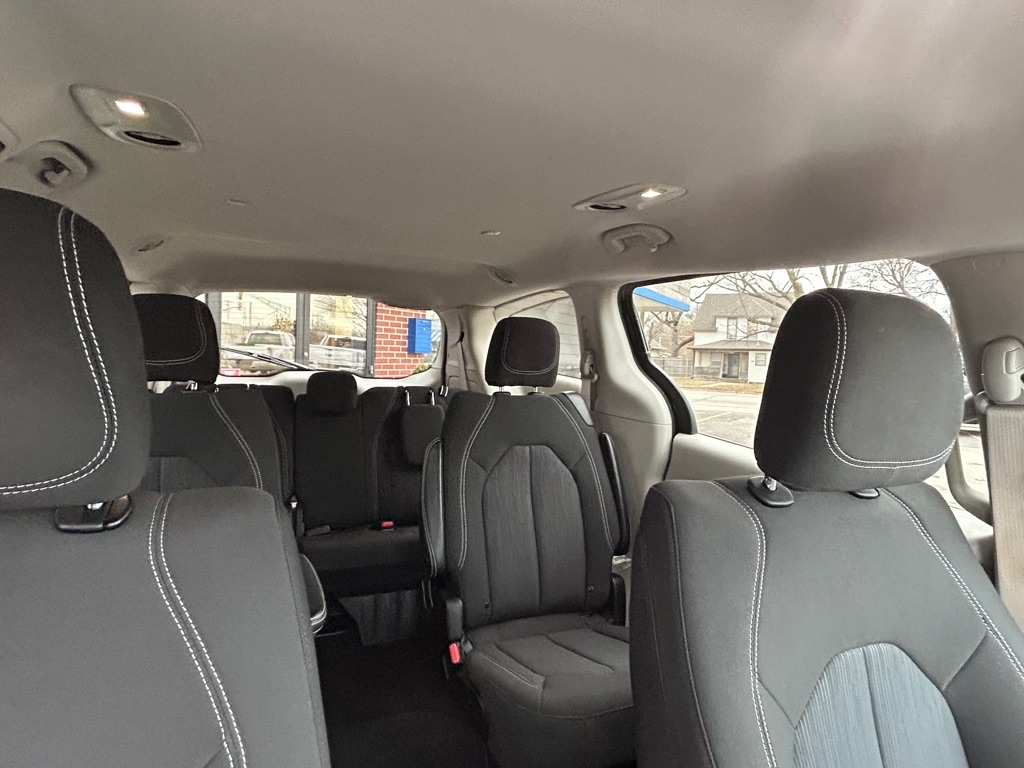 Chrysler Voyager LX 2022