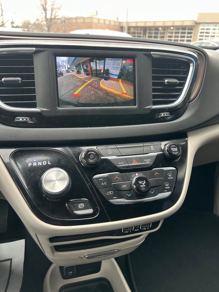 Chrysler Voyager LX 2022