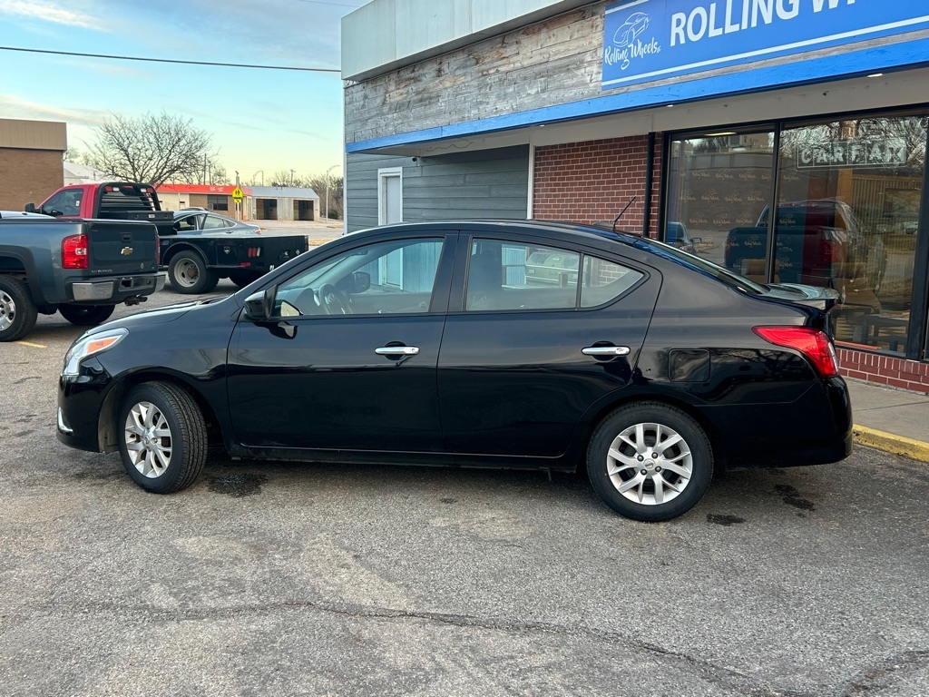 Nissan Versa 1.6 SV Sedan 2018