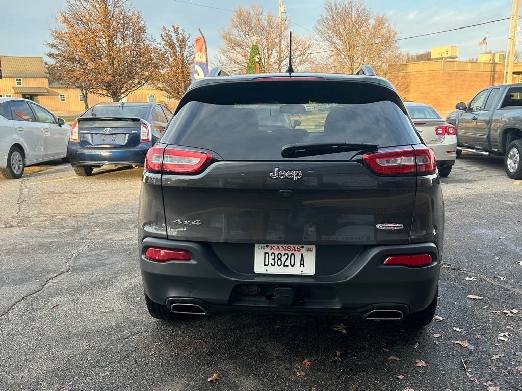 Jeep Cherokee Latitude 4WD 2017