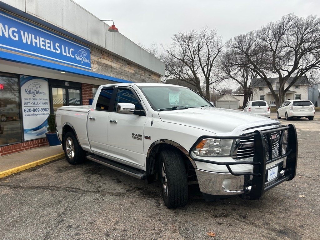 RAM 1500 Lone Star 4x2 Quad Cab 6'4" Box 2014