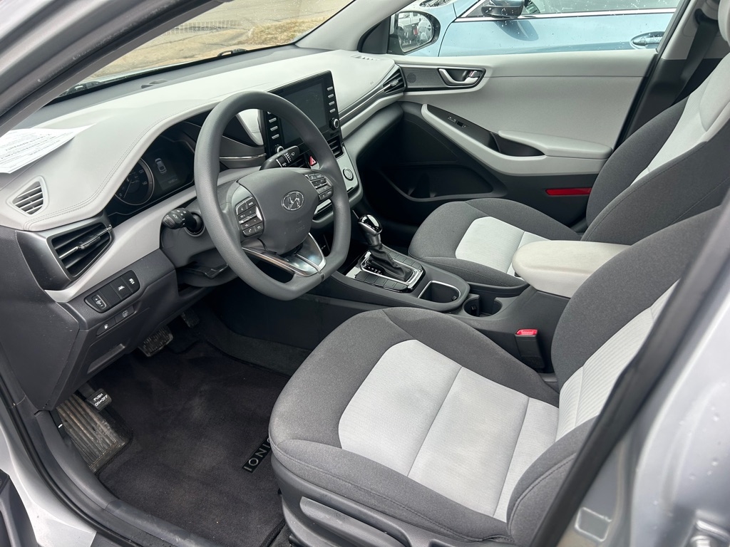 Hyundai Ioniq Hybrid Blue 2020