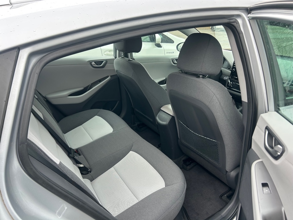 Hyundai Ioniq Hybrid Blue 2020