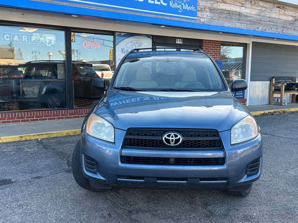 Toyota RAV4 Base I4 2WD 2009
