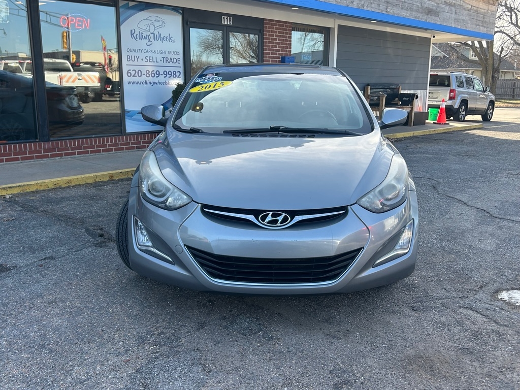 Hyundai Elantra SE 6AT 2015