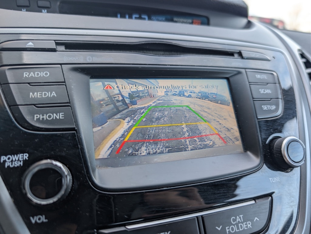 Hyundai Elantra SE 6AT 2015